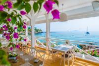 Ресторант "FLORES BEACH RESTAURANT" къмпинг Черноморец Ресторант "FLORES BEACH RESTAURANT" къмпинг Черноморец
